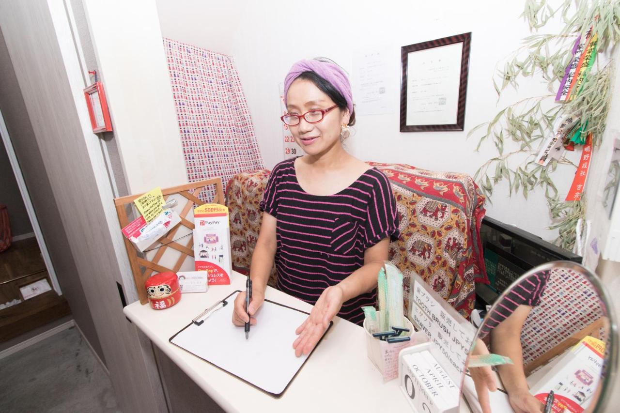 Yadocafe Chelsea'S Rainbow B&B Osaka Buitenkant foto
